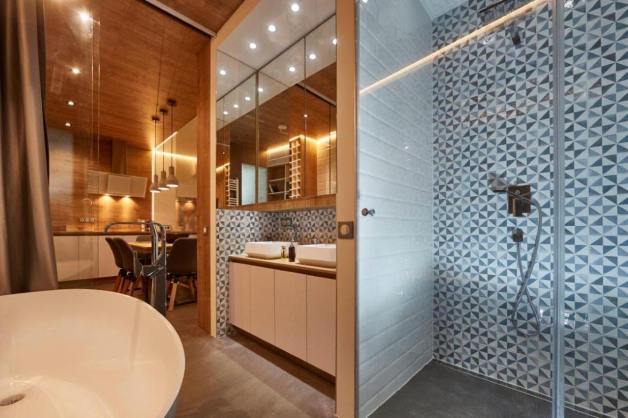 Bpr Woodnest Home With A/C Budapest Esterno foto